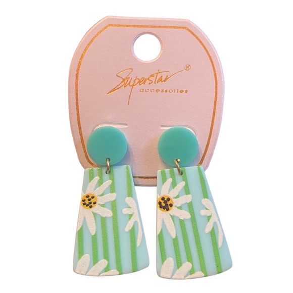 Acrylic Mint Green Daisy Print Earrings - Picture 1 of 4